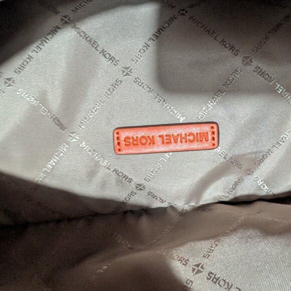 KORS Michael Kors XL Fanny/Waist Bag-MK Monogram and Leather Brand New - Picture 5 of 7